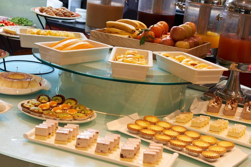 Gala Hotel Тайбей Екстер'єр фото